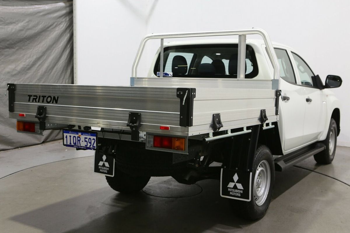 2024 Mitsubishi Triton GLX MR 4X4