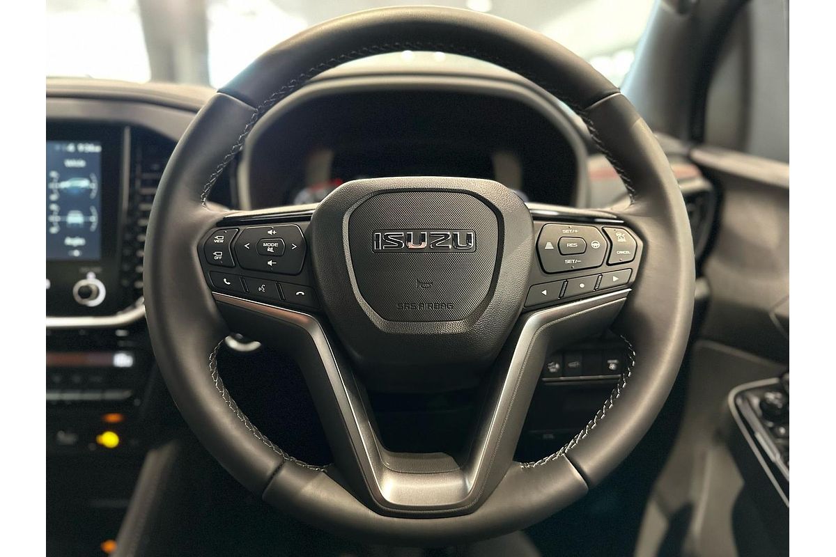 2025 Isuzu MU-X X-TERRAIN