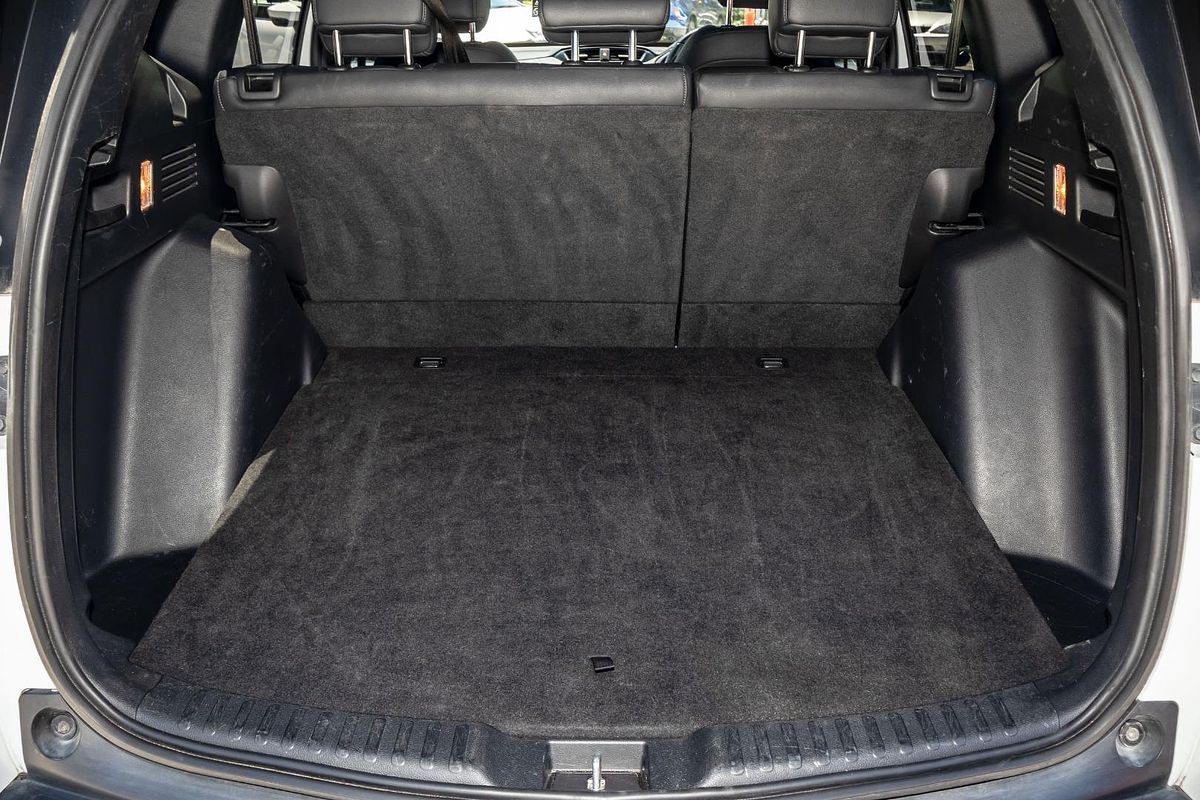 2022 Honda CR-V Black Edition RW