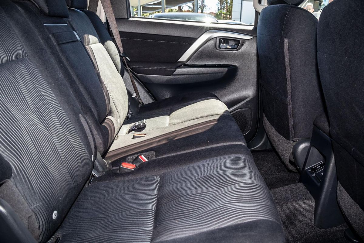 2021 Mitsubishi Pajero Sport GLX QF