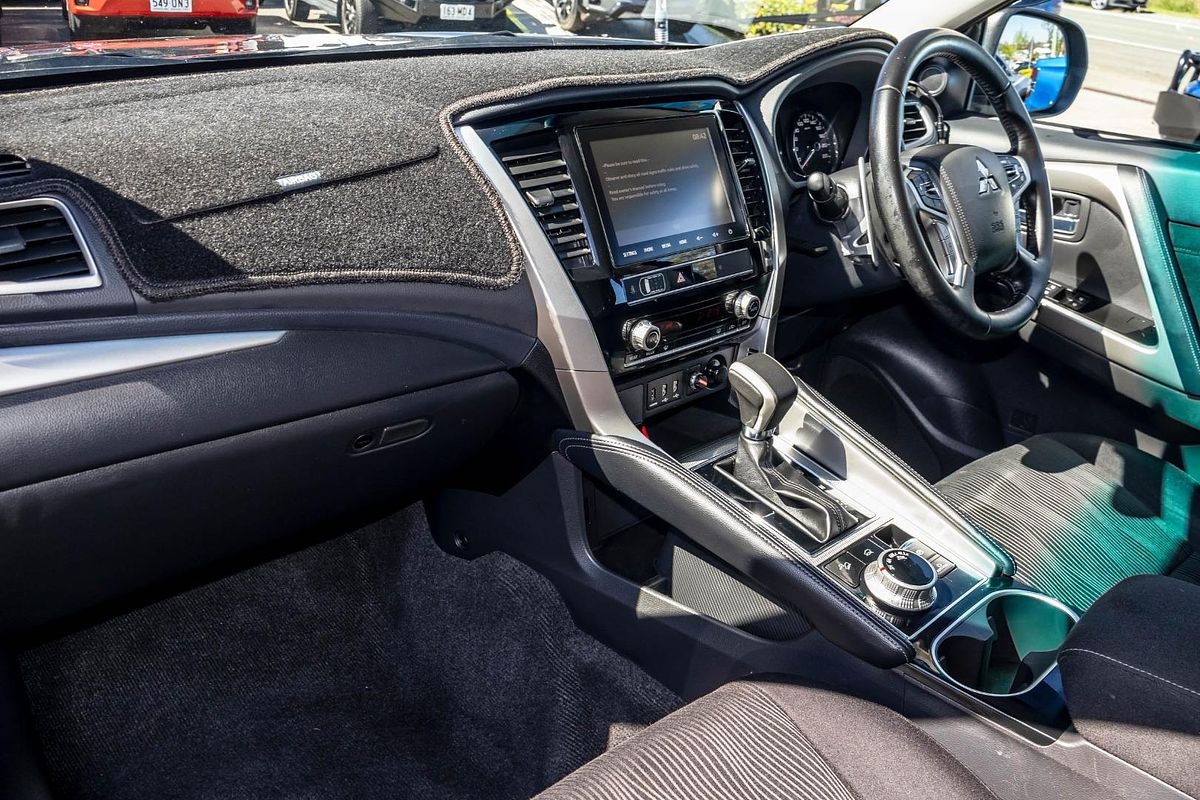 2021 Mitsubishi Pajero Sport GLX QF