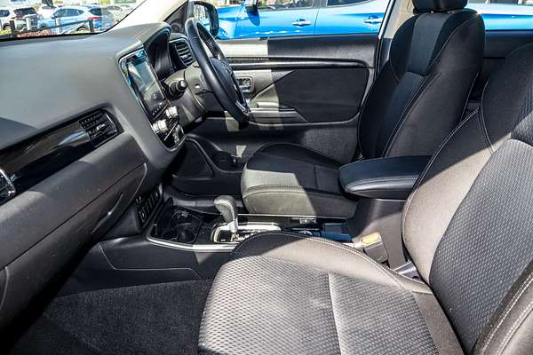 2021 Mitsubishi Outlander ES ZL