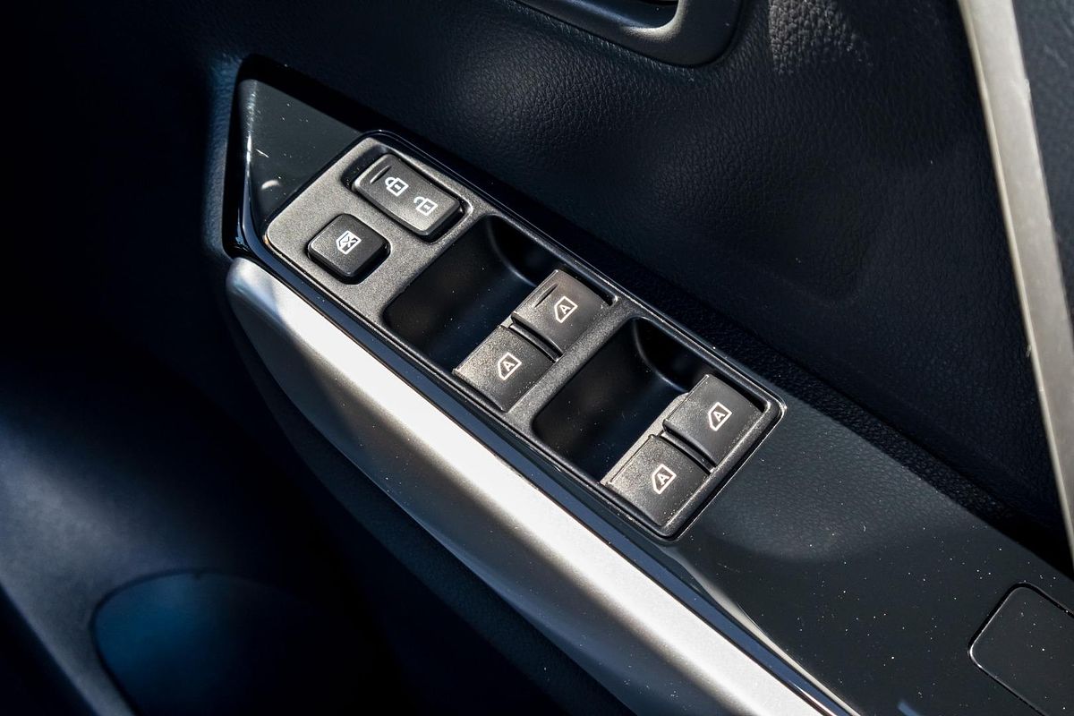 2021 Mitsubishi Pajero Sport GLX QF