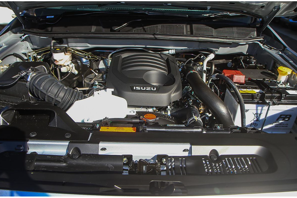 2025 Isuzu MU-X LS-M