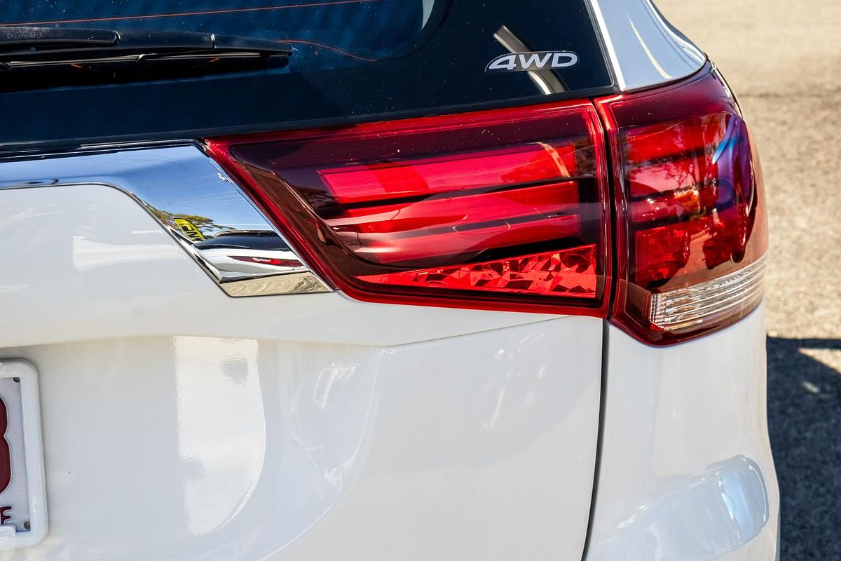 2021 Mitsubishi Outlander ES ZL