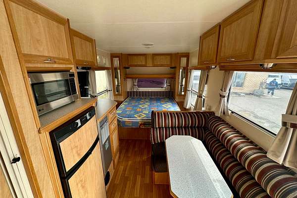 2012 Goldstream Australis Series