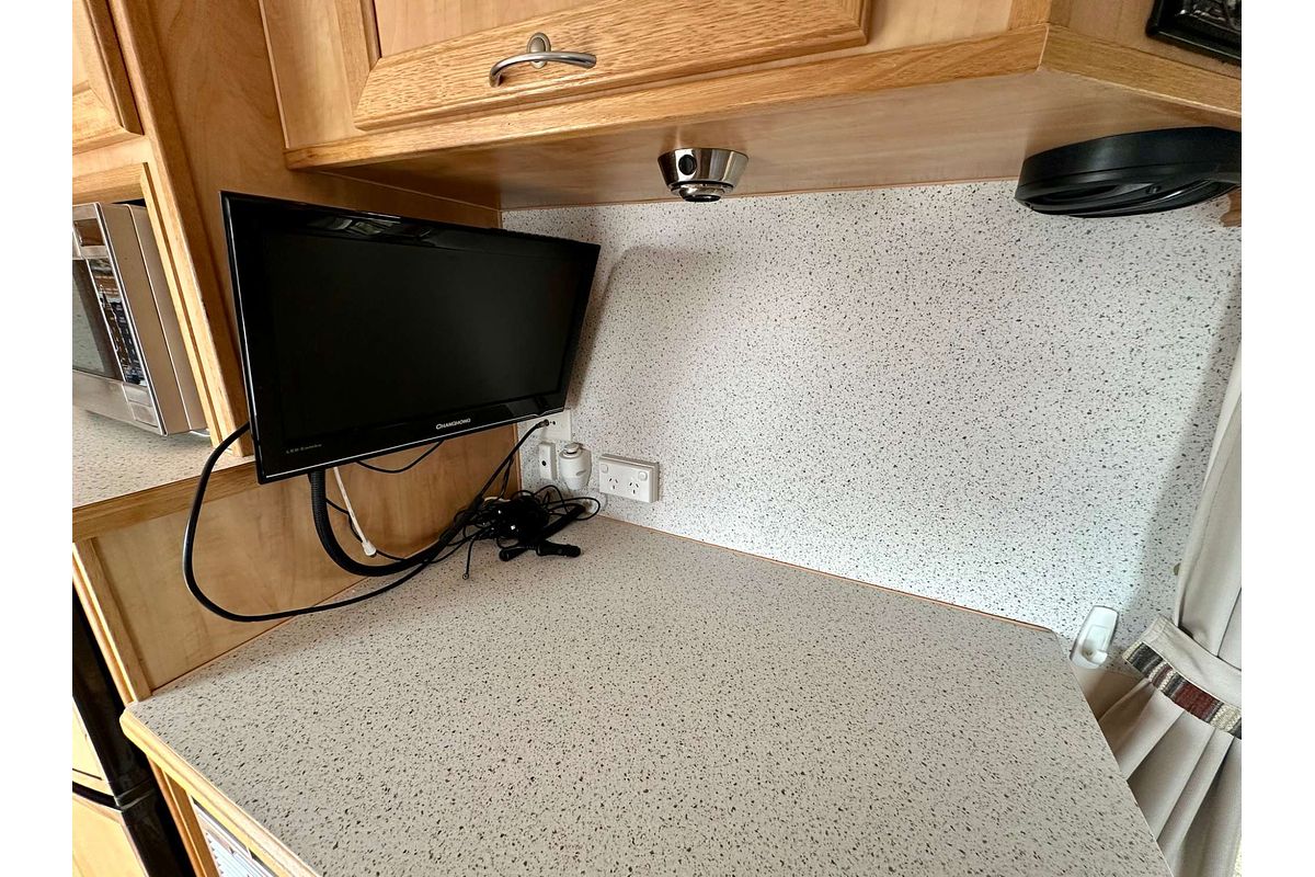 2012 Goldstream Australis Series