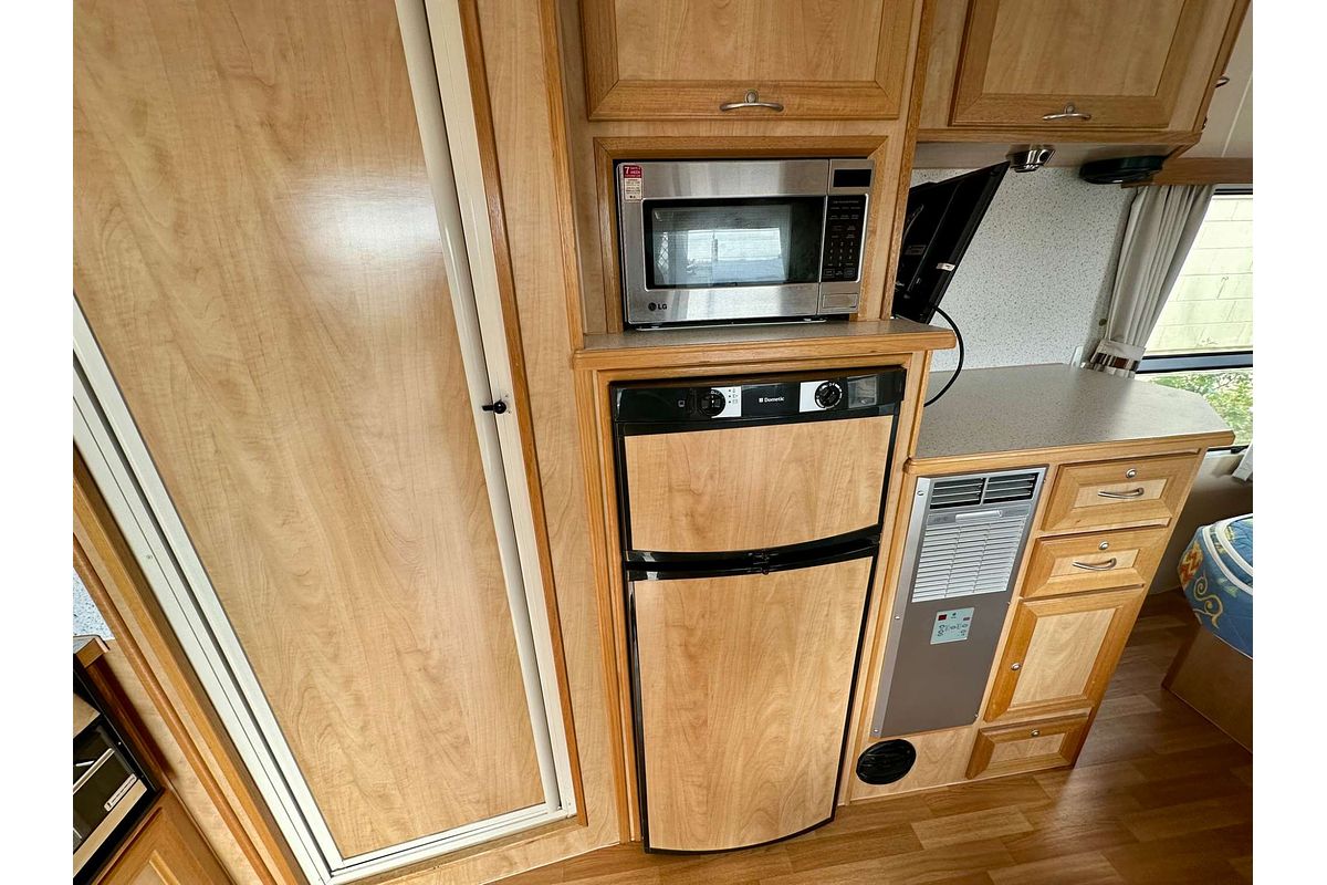 2012 Goldstream Australis Series