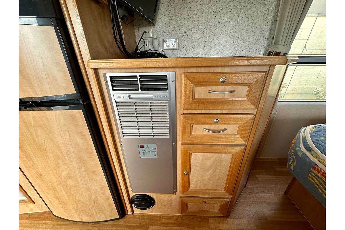 2012 Goldstream Australis Series