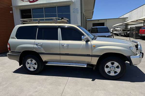 2006 Toyota Landcruiser GXL UZJ100R