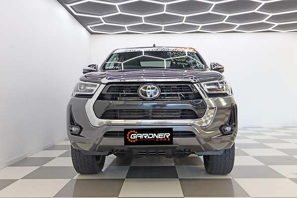 2020 Toyota Hilux SR5 GUN126R 4X4