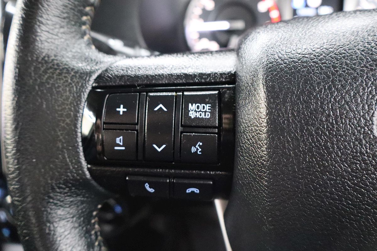 2020 Toyota Hilux SR5 GUN126R 4X4