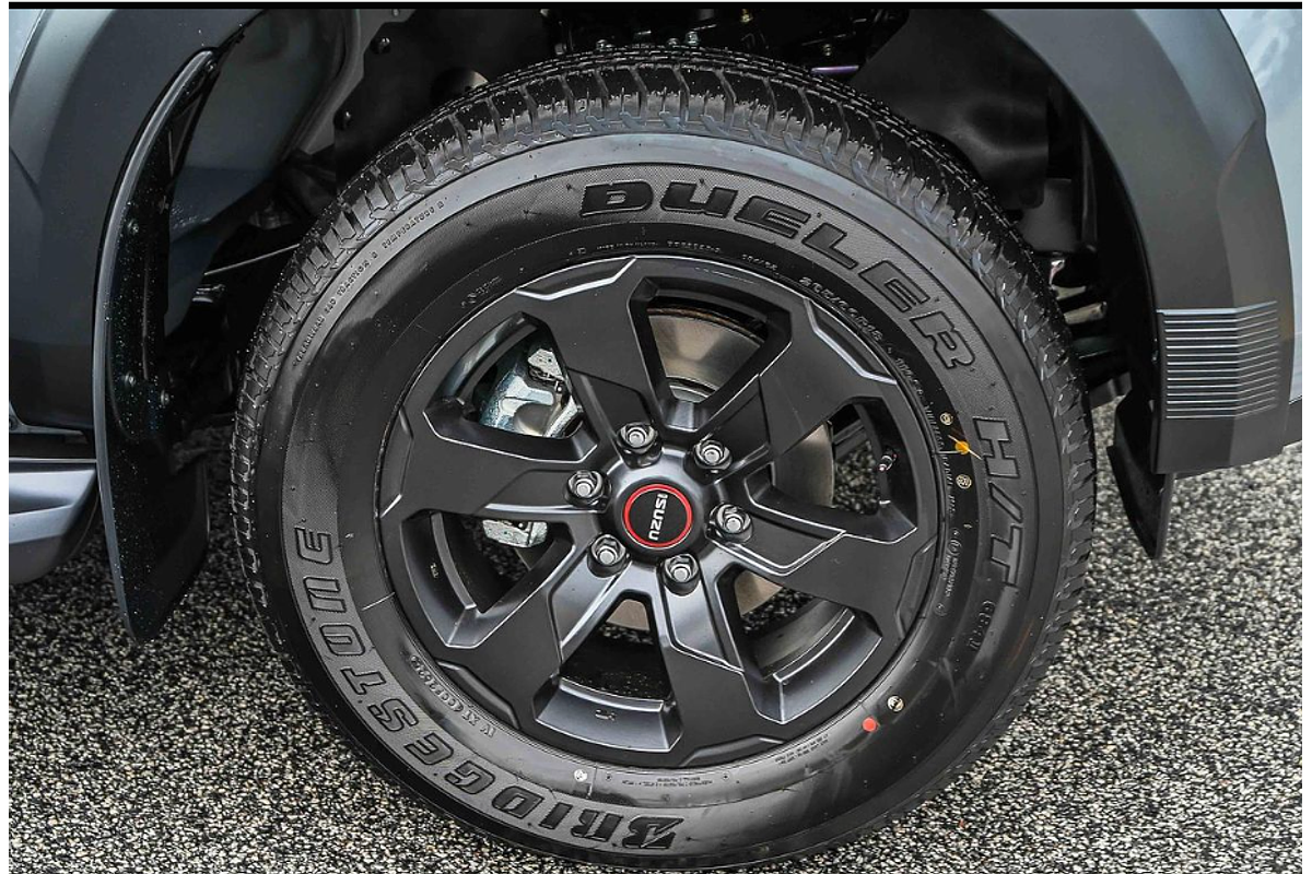 2025 Isuzu D-MAX X-TERRAIN 4X4