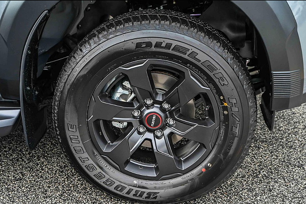 2025 Isuzu D-MAX X-TERRAIN 4X4