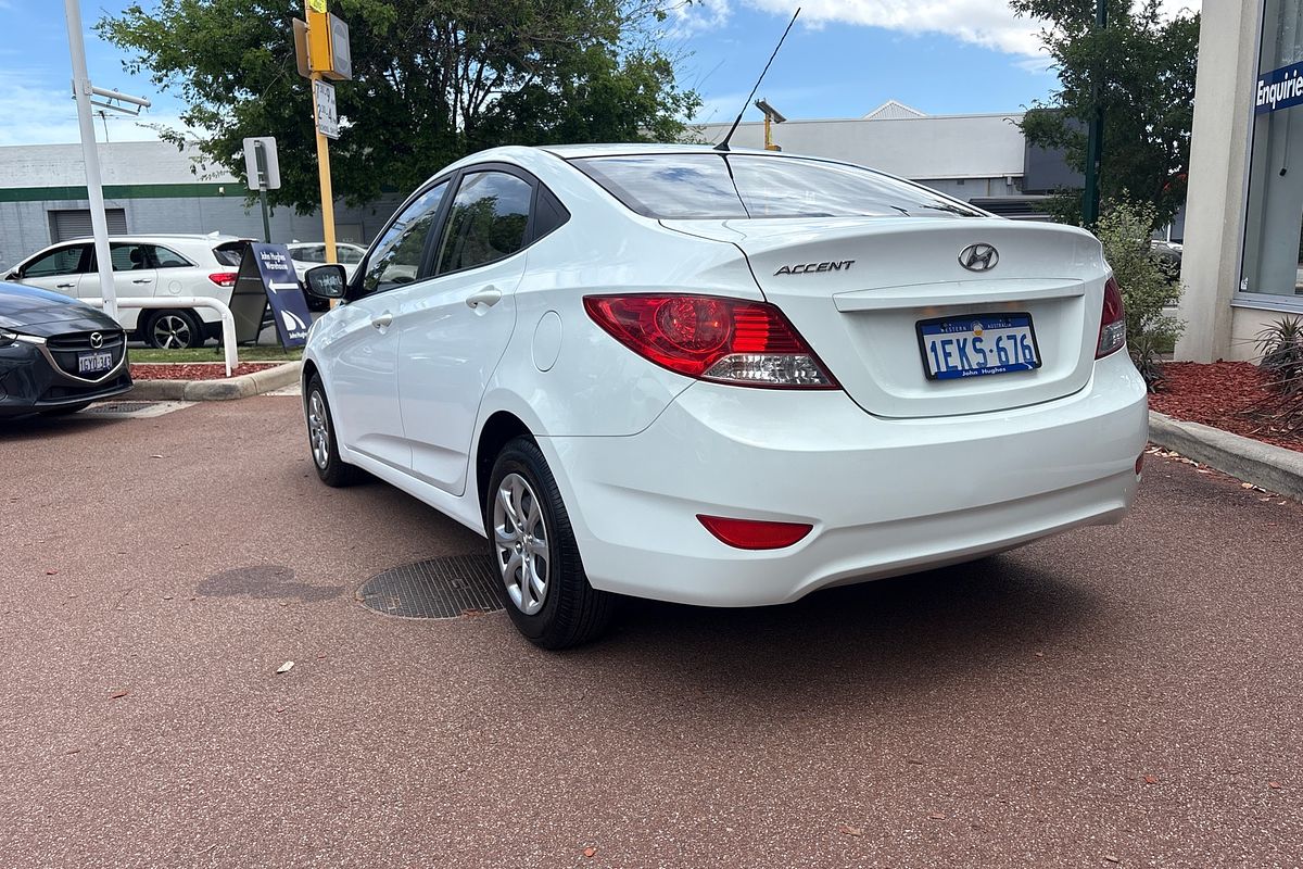 2014 Hyundai Accent Active RB2
