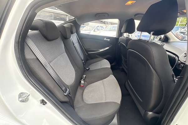 2014 Hyundai Accent Active RB2