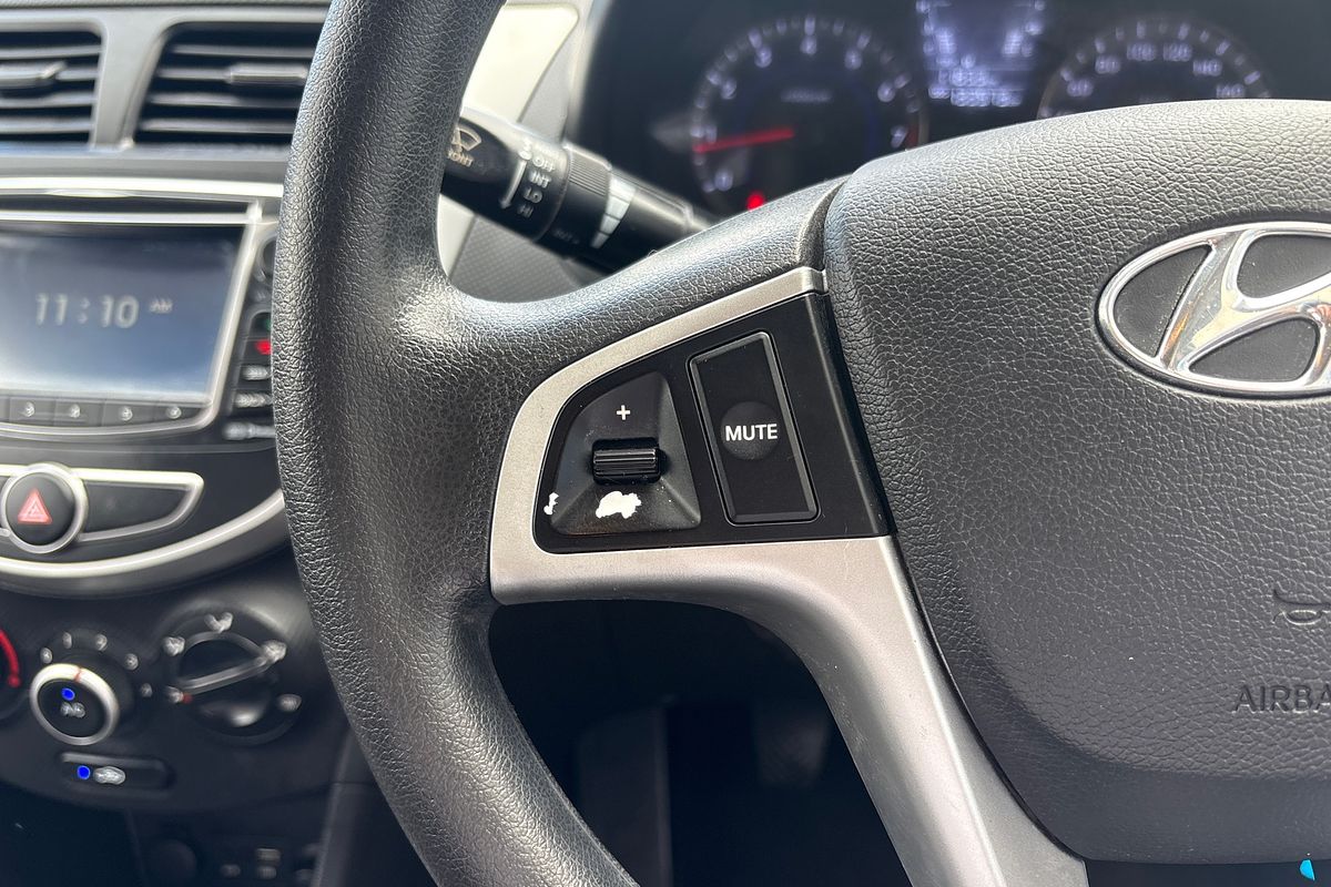 2014 Hyundai Accent Active RB2