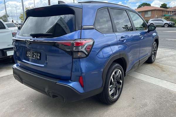 2025 Subaru Forester Touring S6