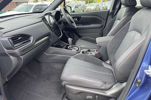 2025 Subaru Forester Touring S6