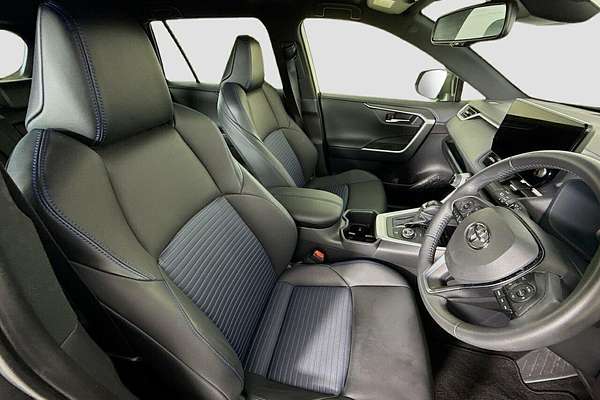 2024 Toyota RAV4 XSE AXAH54R