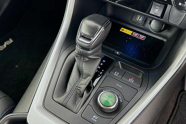 2024 Toyota RAV4 XSE AXAH54R