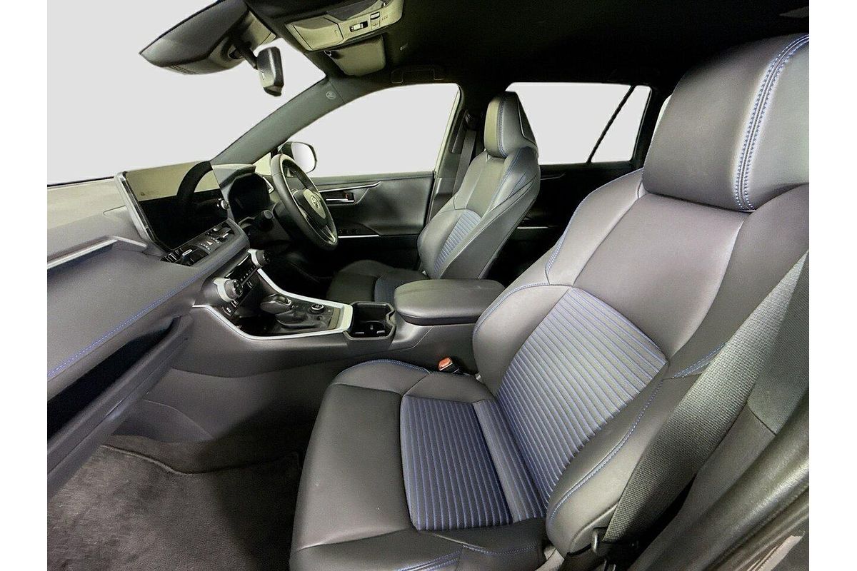 2024 Toyota RAV4 XSE AXAH54R