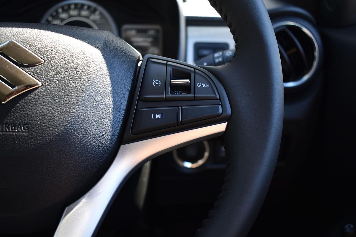 2024 Suzuki Ignis GLX MF Series II