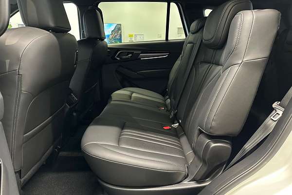 2025 Isuzu MU-X LS-T