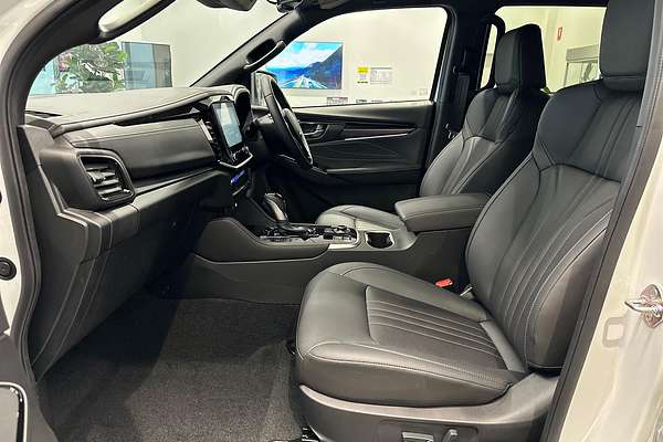 2025 Isuzu MU-X LS-T