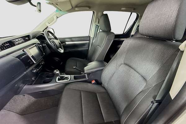 2019 Toyota Hilux SR5 GUN126R 4X4