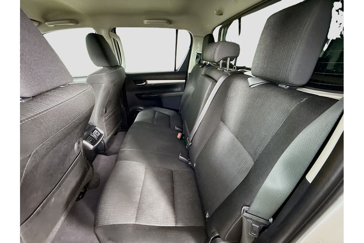 2019 Toyota Hilux SR5 GUN126R 4X4