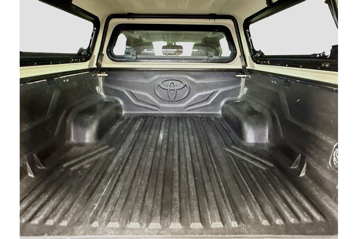 2019 Toyota Hilux SR5 GUN126R 4X4