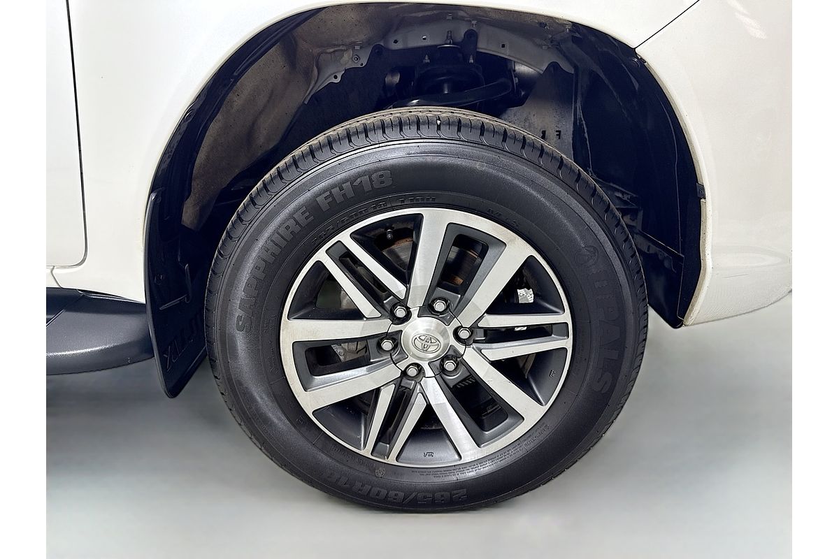 2019 Toyota Hilux SR5 GUN126R 4X4