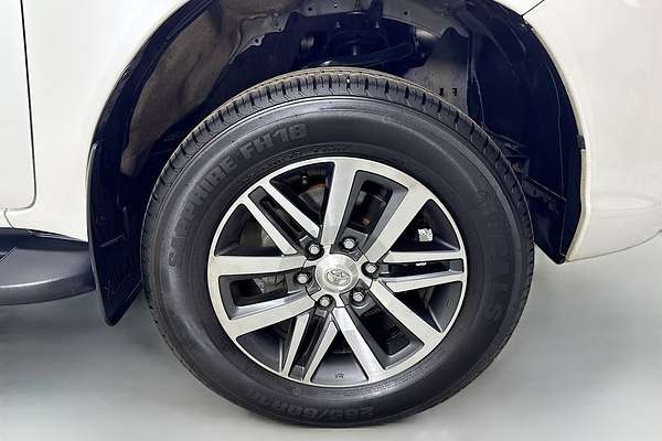 2019 Toyota Hilux SR5 GUN126R 4X4