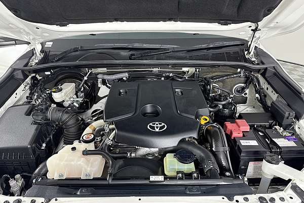 2019 Toyota Hilux SR5 GUN126R 4X4