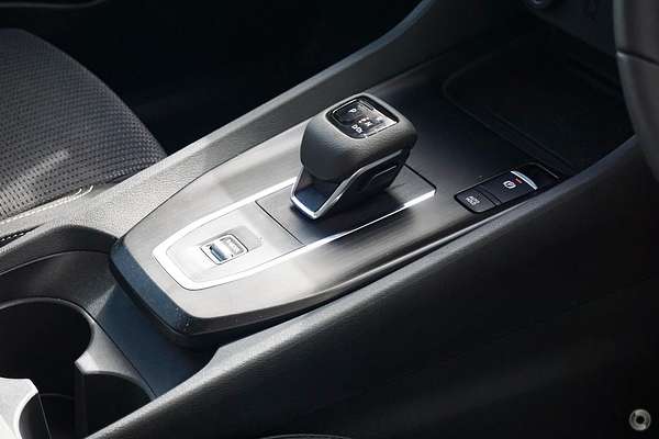 2025 Nissan QASHQAI ST-L J12