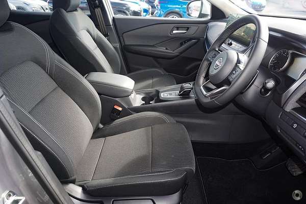 2025 Nissan QASHQAI ST-L J12