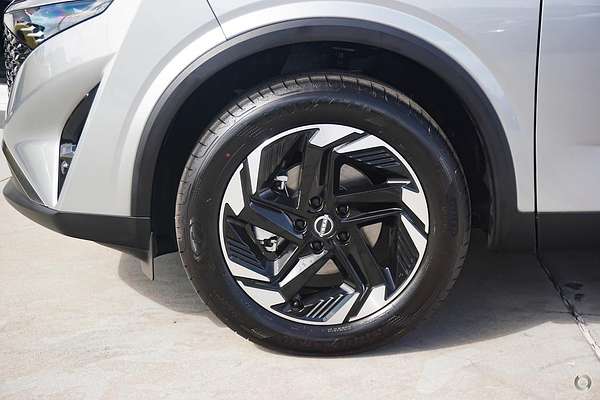 2025 Nissan QASHQAI ST-L J12