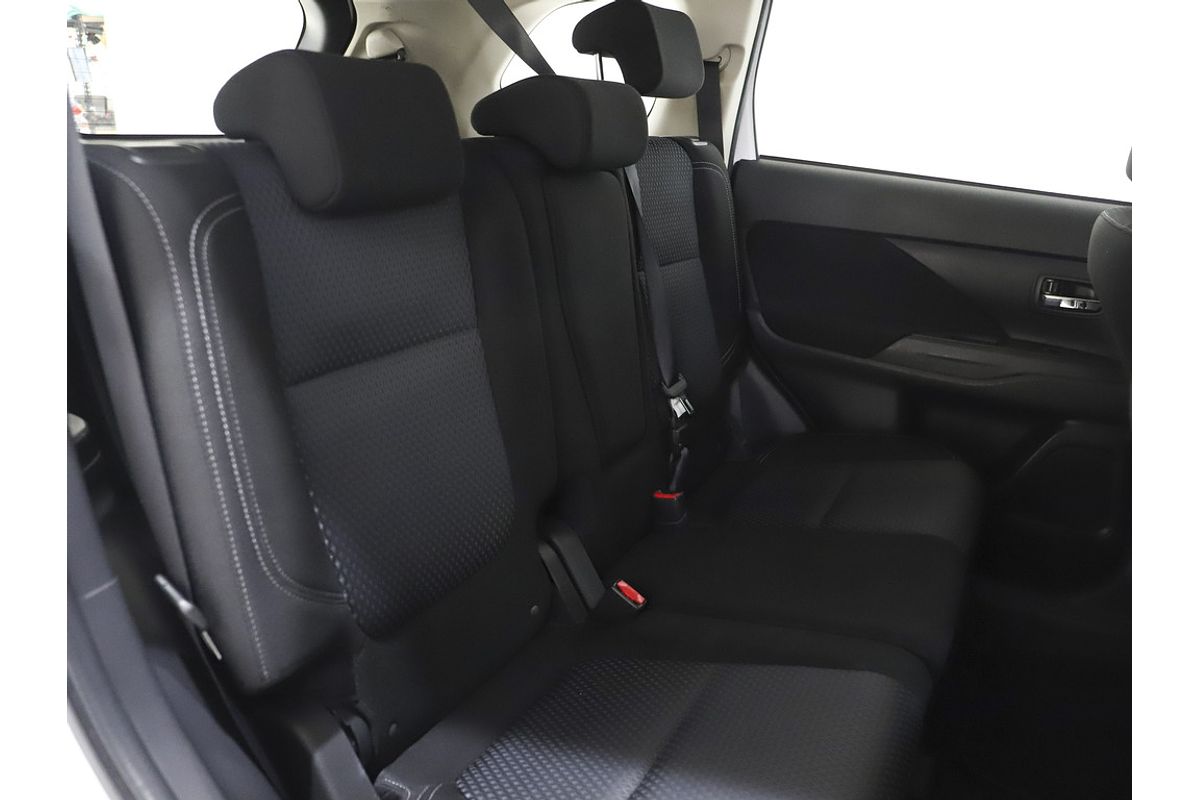 2018 Mitsubishi Outlander LS ZL