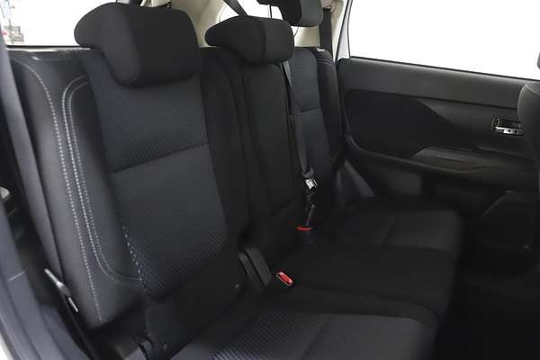 2018 Mitsubishi Outlander LS ZL