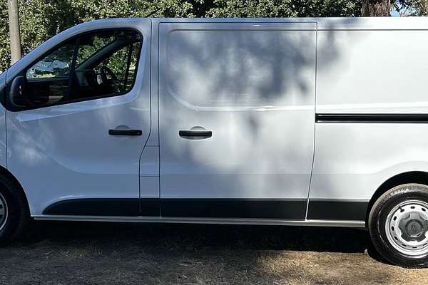 2025 Renault Trafic Pro X82 LWB Low Roof