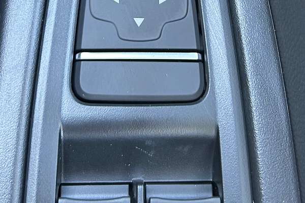 2025 Renault Trafic Pro X82 LWB Low Roof