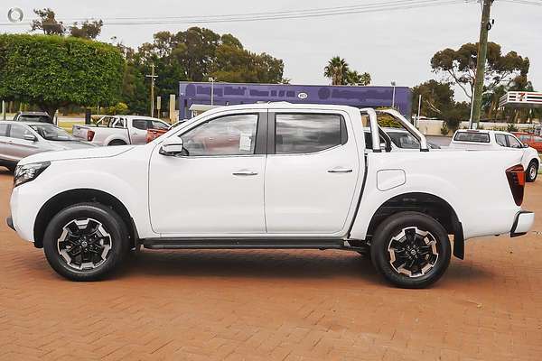2025 Nissan Navara ST-X D23 4X4