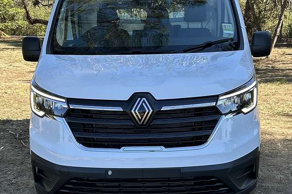 2025 Renault Trafic Pro X82 LWB Low Roof