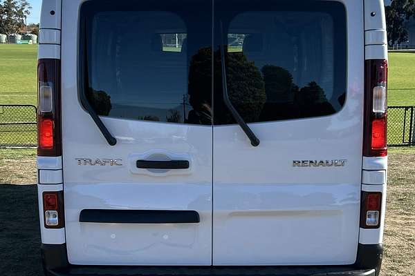 2025 Renault Trafic Premium X82 LWB Low Roof