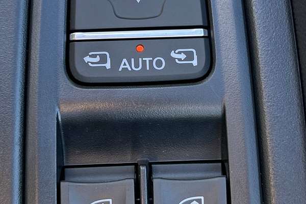 2025 Renault Trafic Premium X82 LWB Low Roof