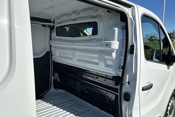 2025 Renault Trafic Premium X82 LWB Low Roof