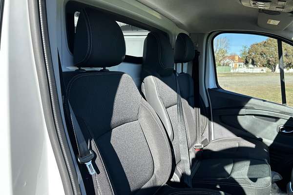 2025 Renault Trafic Premium X82 LWB Low Roof