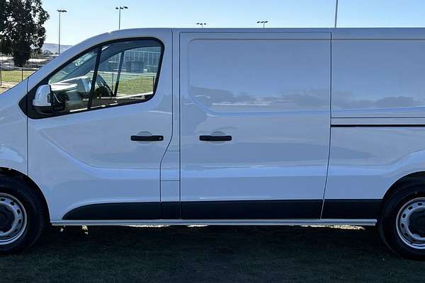 2025 Renault Trafic Premium X82 LWB Low Roof