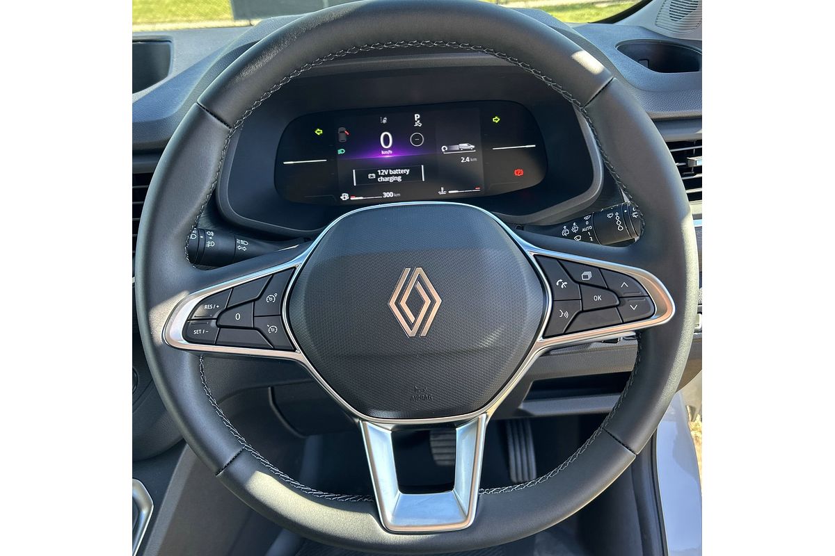 2025 Renault Trafic Premium X82 LWB Low Roof